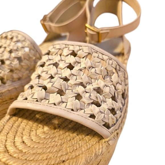 SOLD 🚫 - Picture 3 of 11